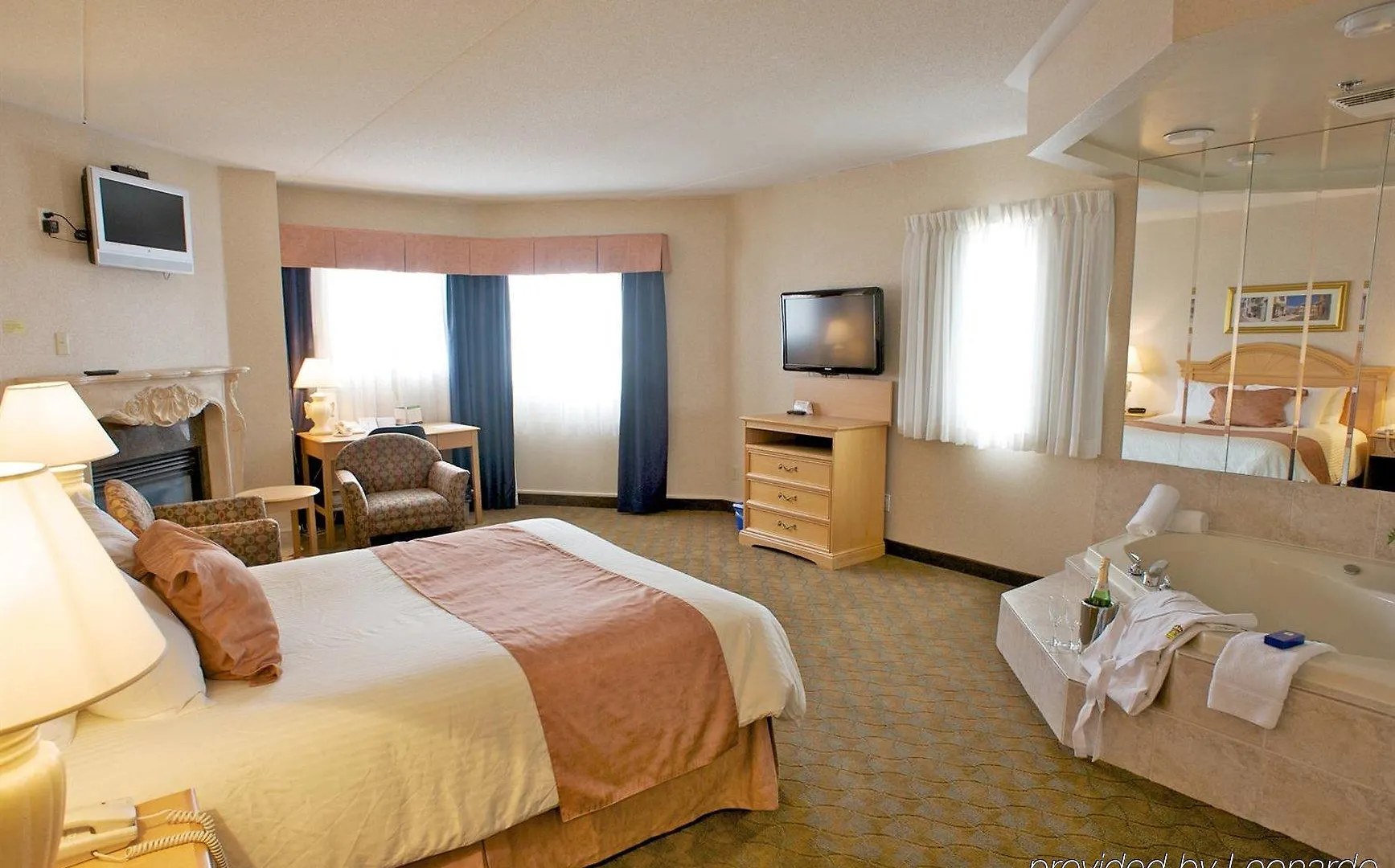 Hotel Monte Carlo Inn Brampton
