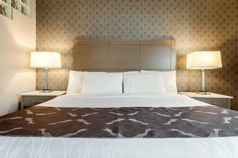 Hotel Monte Carlo Inn Brampton
