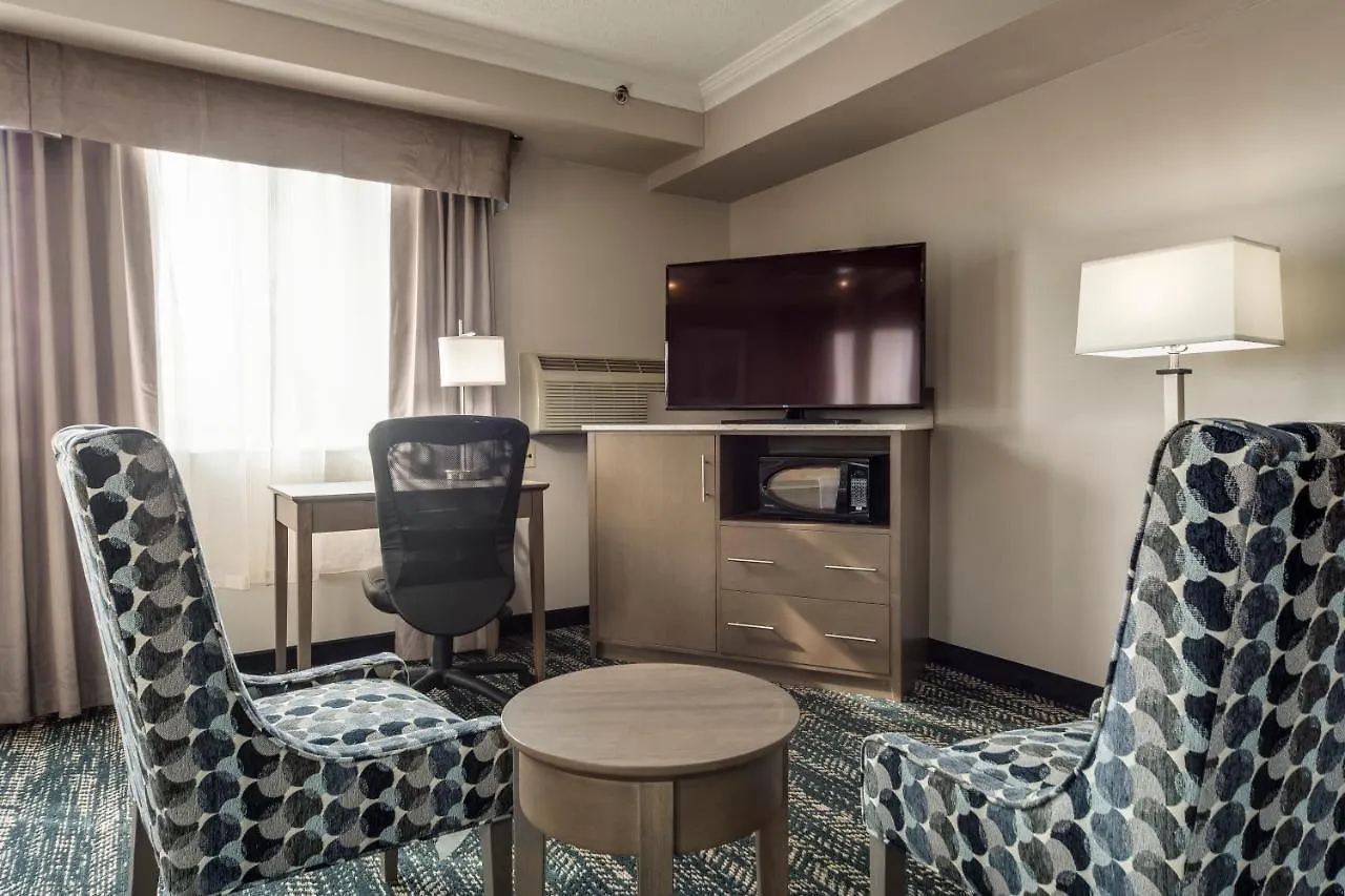 Monte Carlo Inn Brampton 3*,