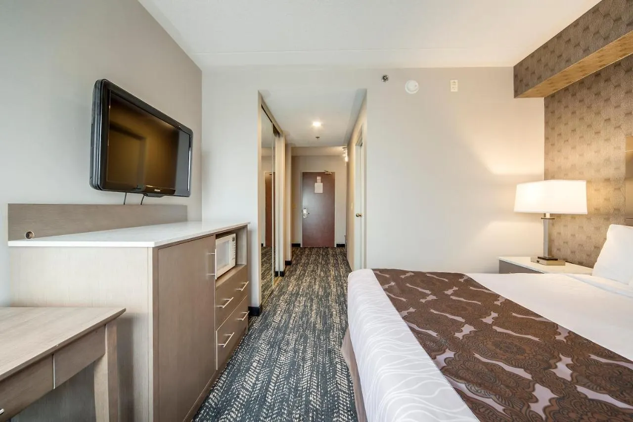 Monte Carlo Inn Brampton 3*,